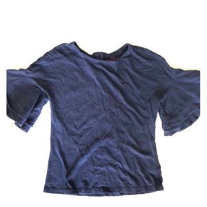 Vineyard Vines Ruffle sleeve top XXS navy